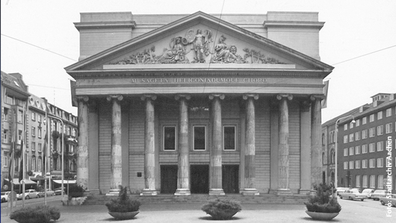 Öffentliche Führung am Vormittag durch die Wechselausstellung.
