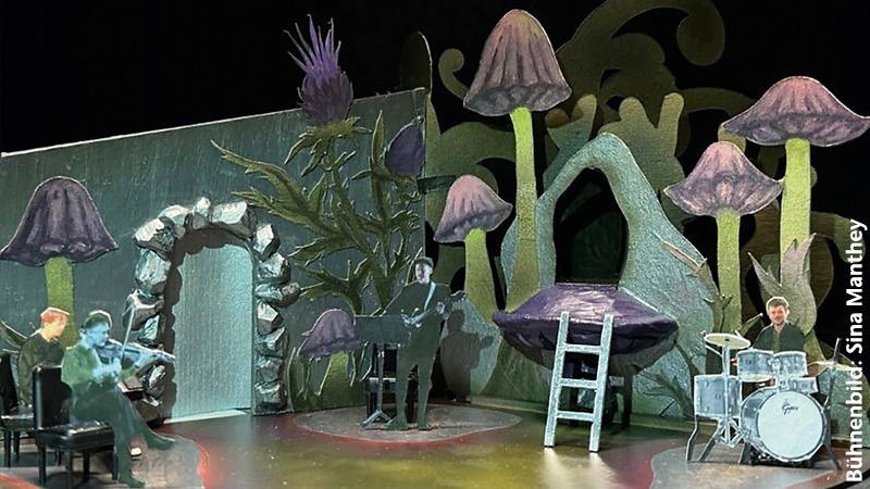 15Nov_Alice_Theater