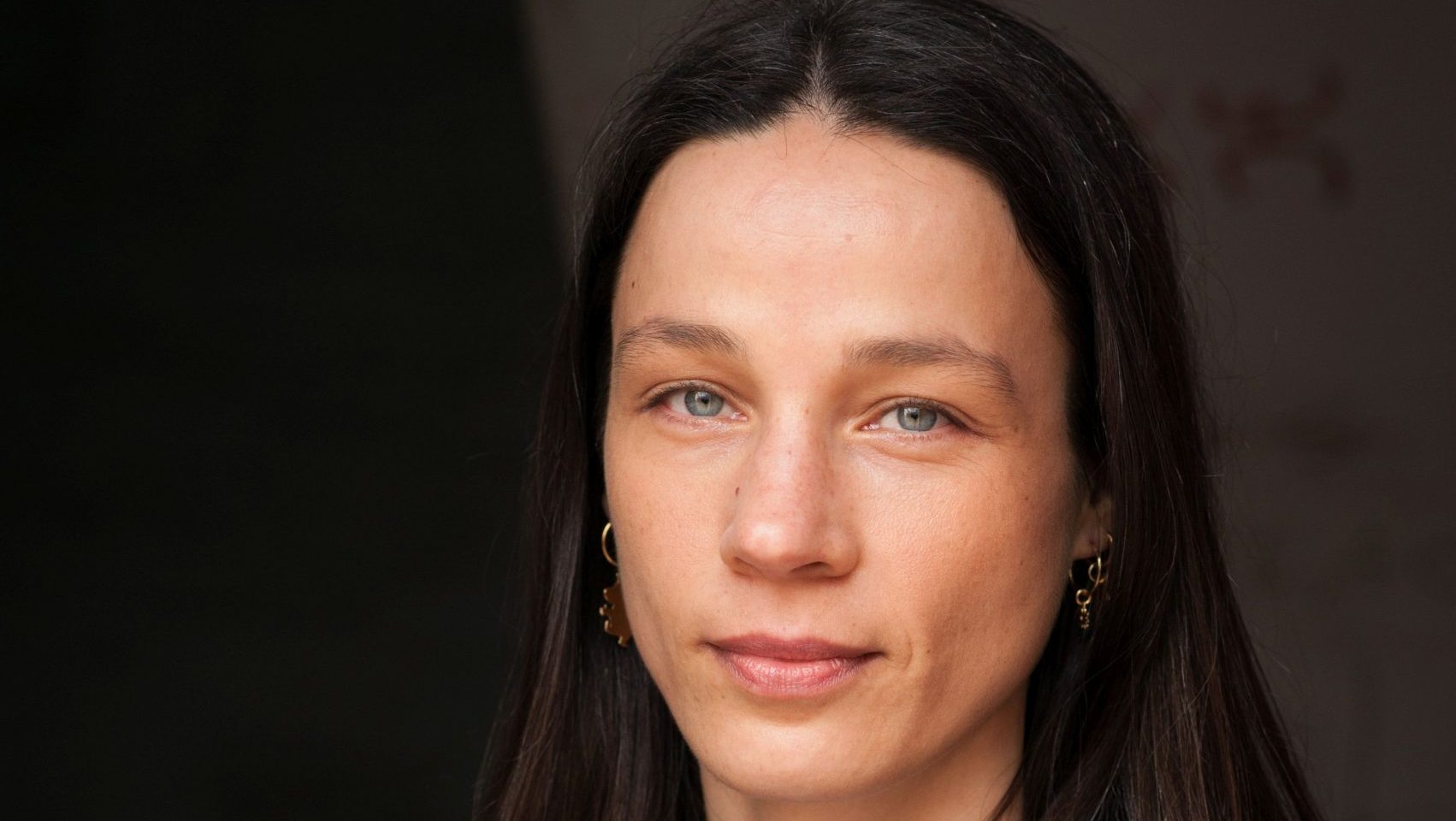 Hannah Brinkmann. „‚Gegen mein Gewissen‘ – eine Graphic Novel über Pazifismus und gesellschaftliche Verantwortung“.