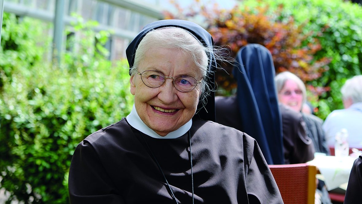 Adventlicher Klostermarkt bei den Schervier Schwestern.