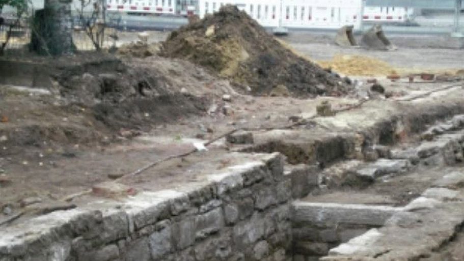 Wo einst die Pau durch Aachens Straßen zog.