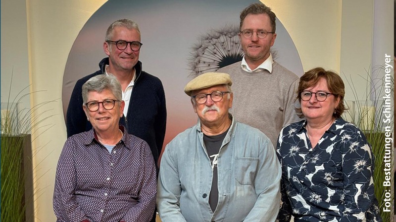 Manni d´r Huusmeäster. „Wir feiern das Leben im Bestattungshaus“.